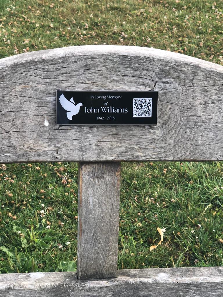 Your-loving Memory-Bench1 Your-loving Memory-Bench1